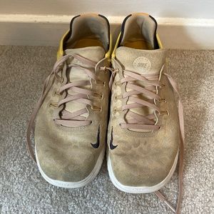 Nike leopard Nike free tennis